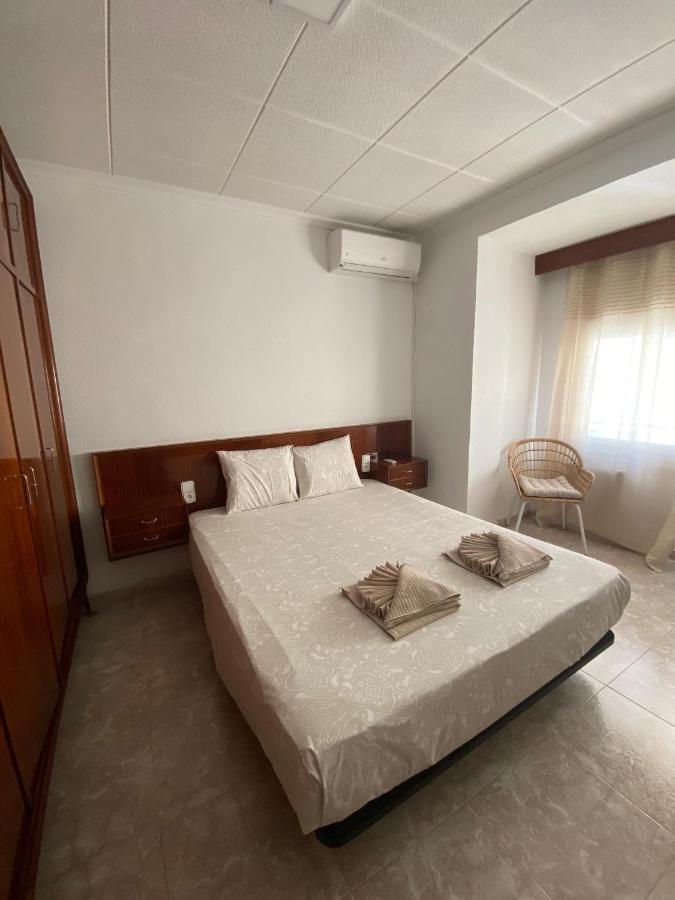 Cozy Apartment In Centre Of Alicante Near Plaza De Toros Luaran gambar