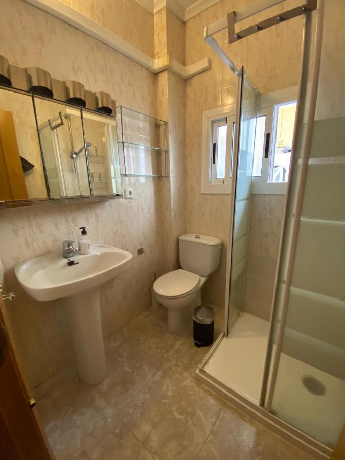 Cozy Apartment In Centre Of Alicante Near Plaza De Toros Luaran gambar