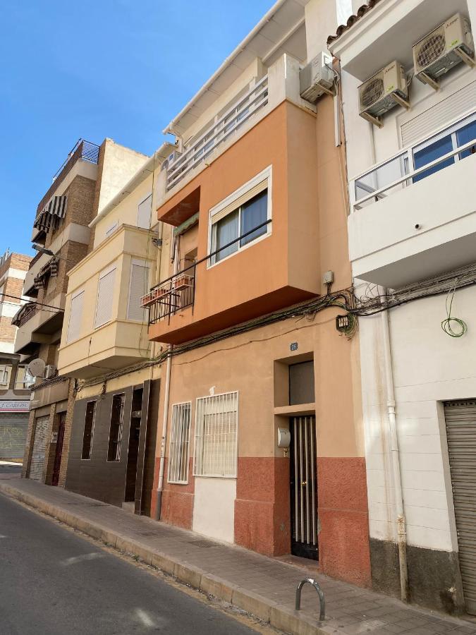 Cozy Apartment In Centre Of Alicante Near Plaza De Toros Luaran gambar