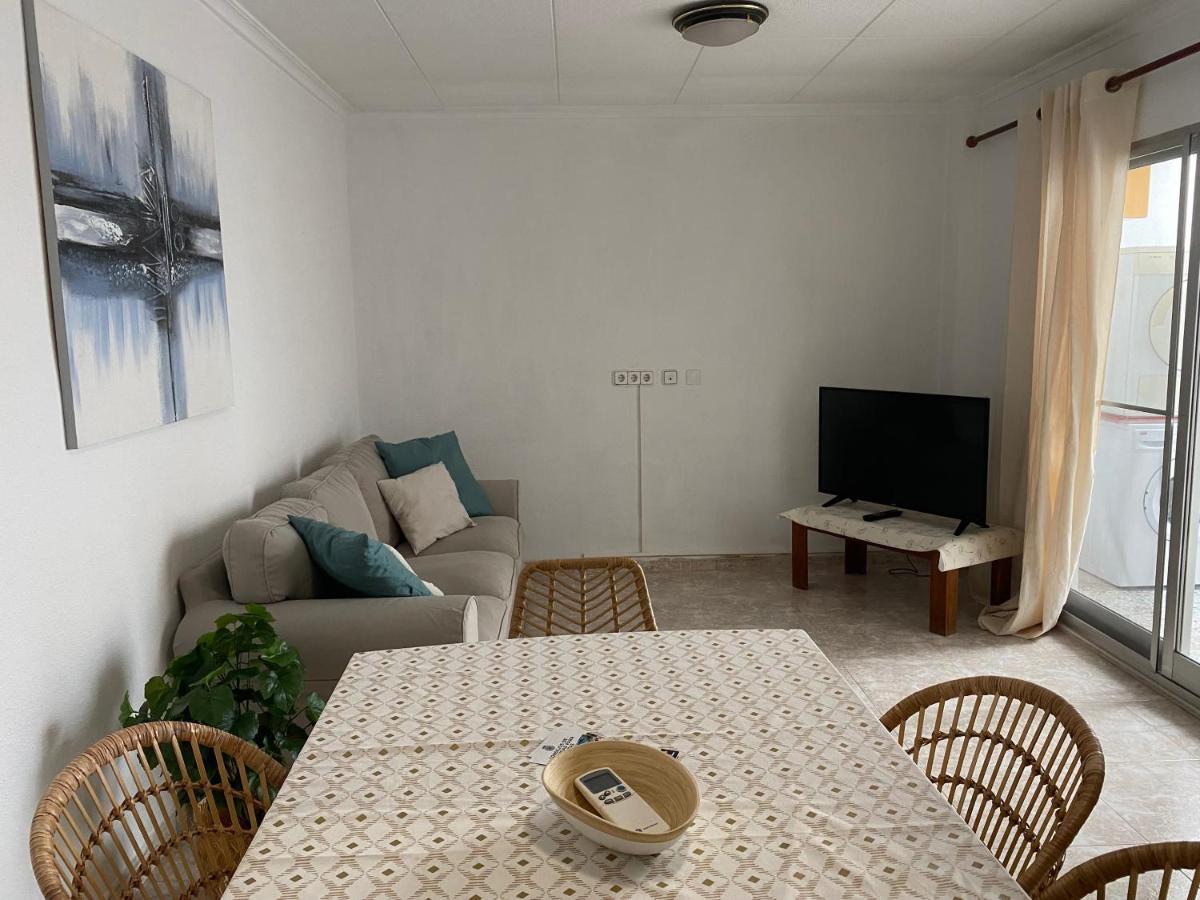 Cozy Apartment In Centre Of Alicante Near Plaza De Toros Luaran gambar